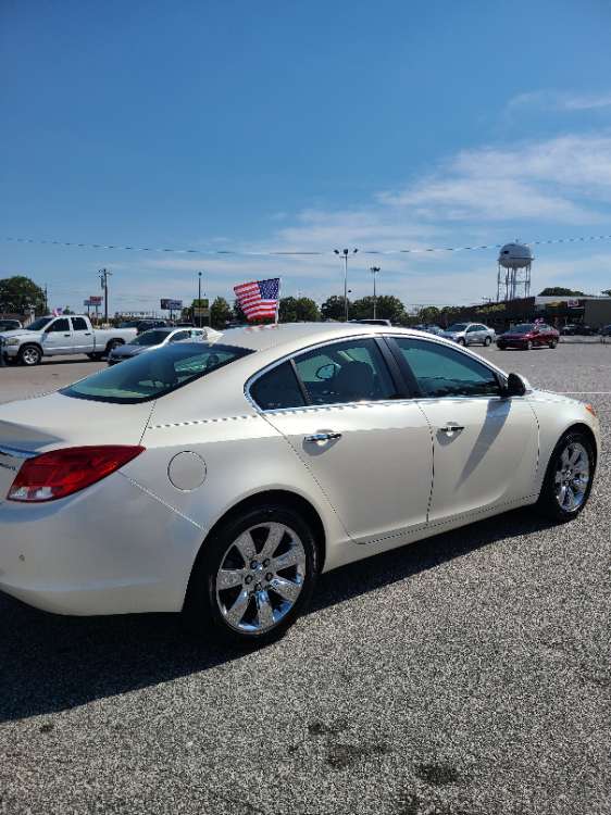 Buick Regal 2012 Off White
