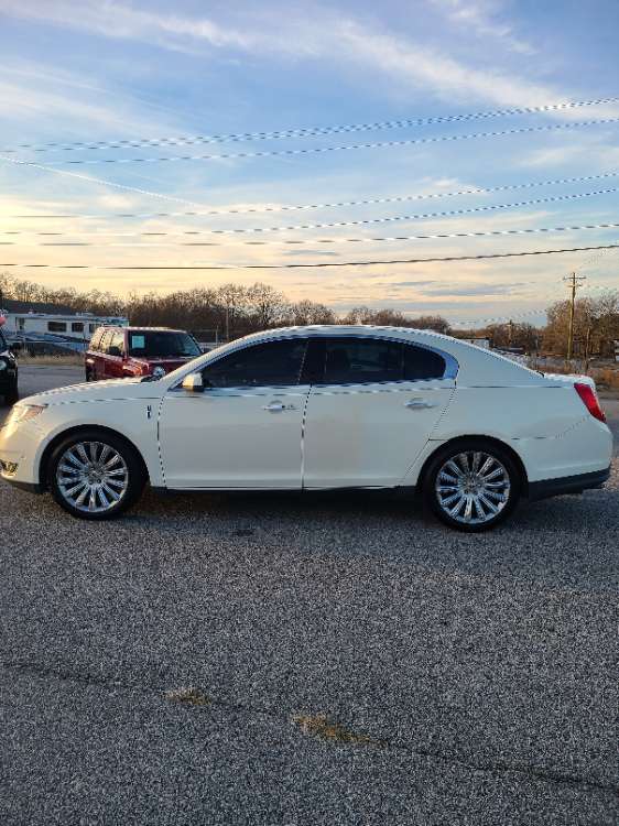 Lincoln MKS 2013 Pearl