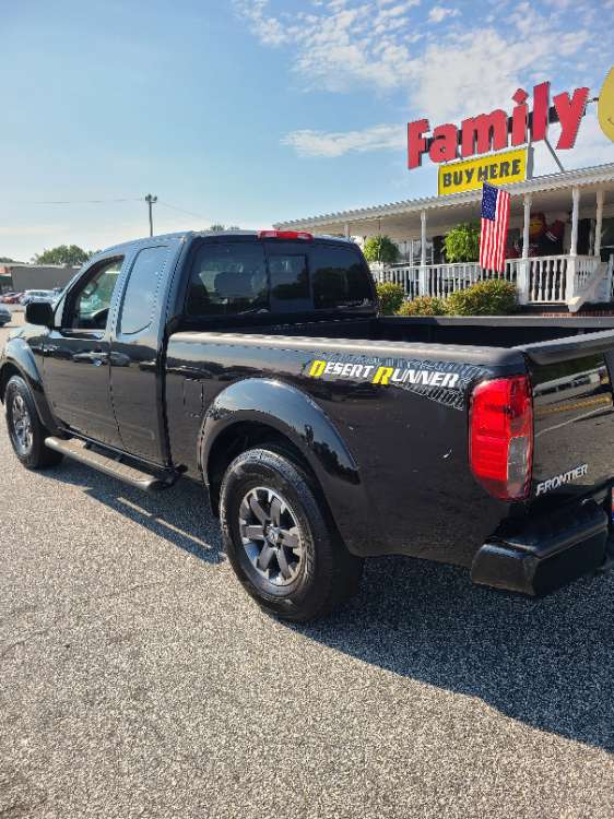 Nissan Frontier 2014 Black