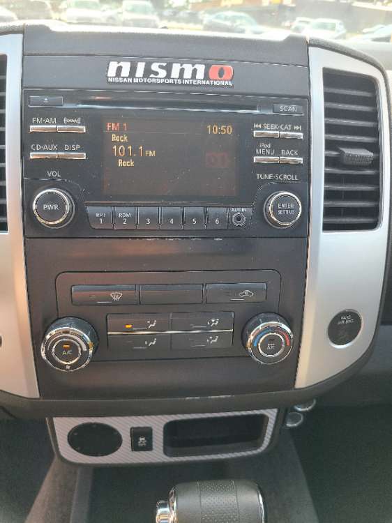 Nissan Frontier 2014 Black