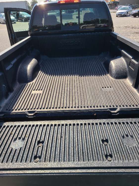 Nissan Frontier 2014 Black