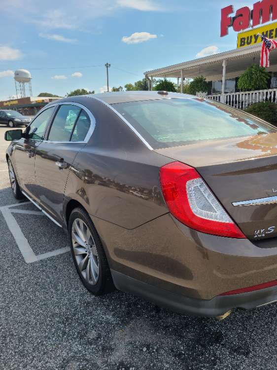 Lincoln MKS 2015 Brown
